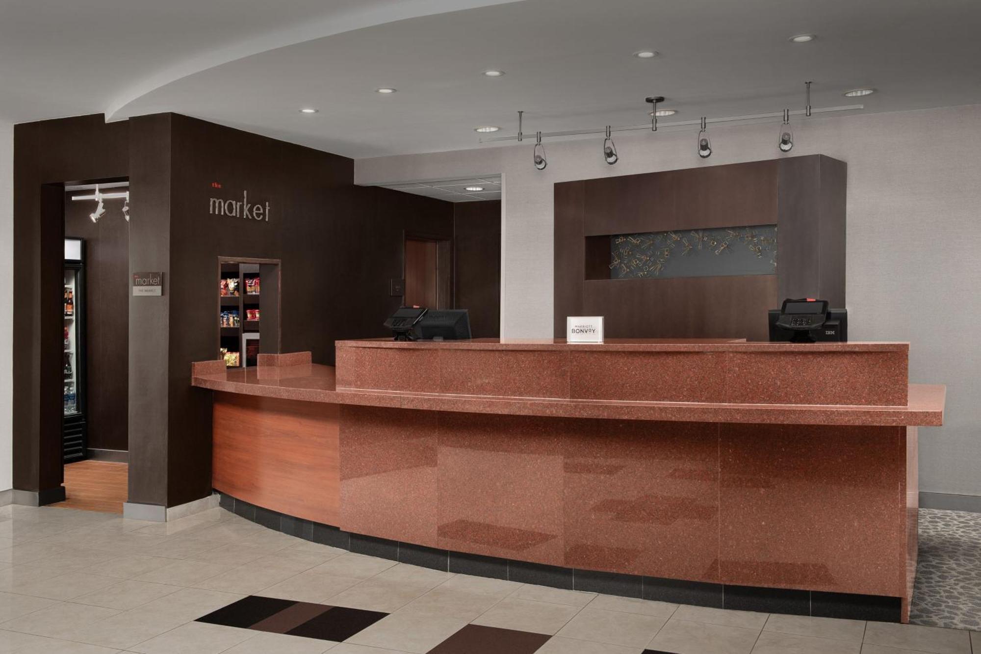 Courtyard By Marriott Panama City Bagian luar foto
