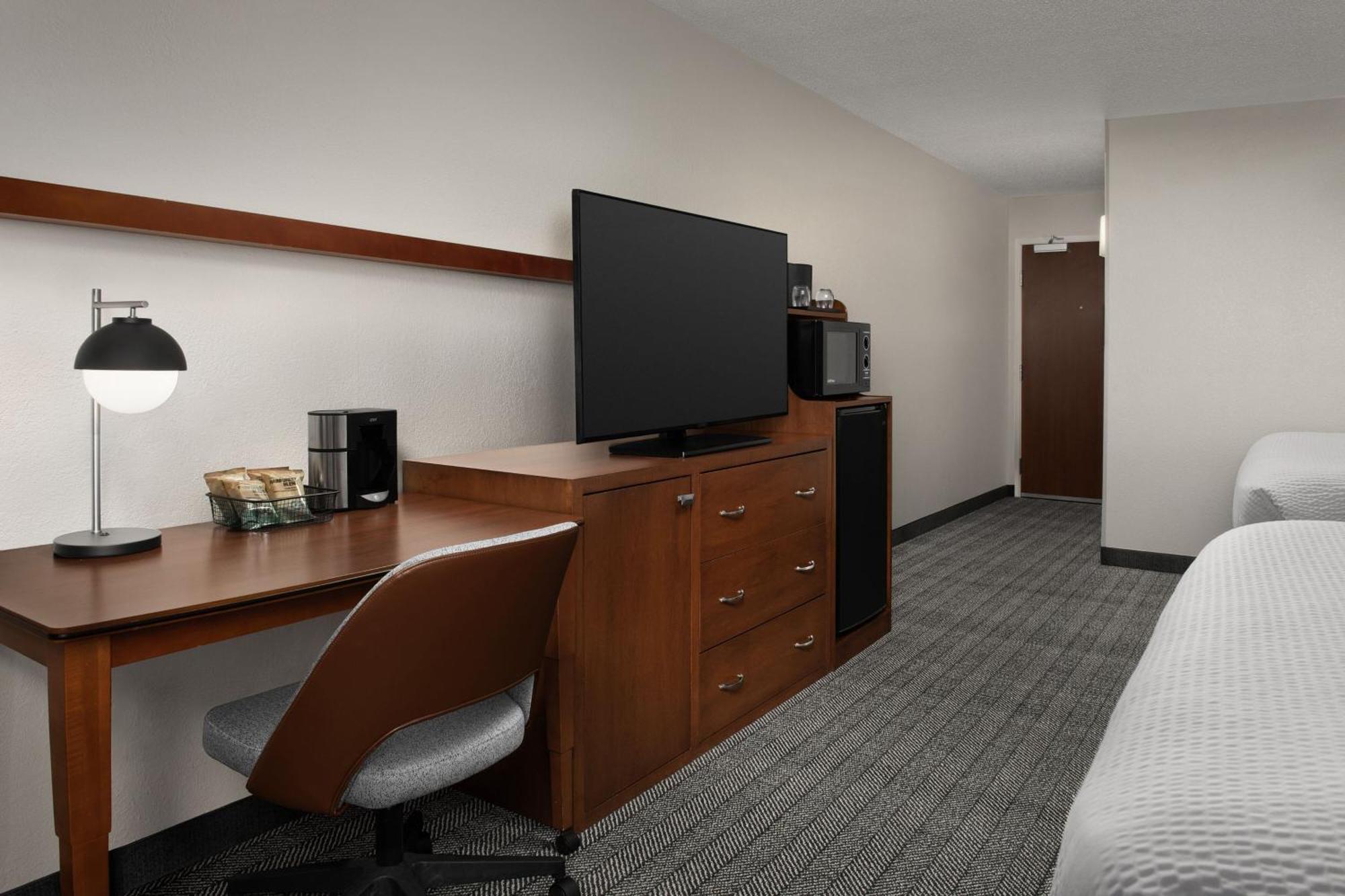 Courtyard By Marriott Panama City Bagian luar foto