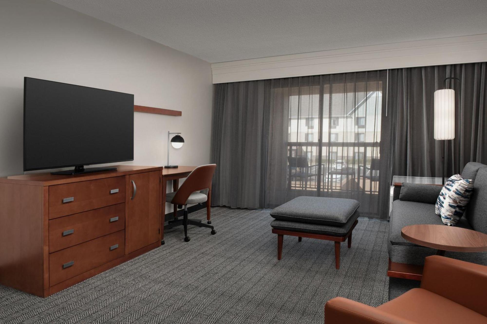 Courtyard By Marriott Panama City Bagian luar foto