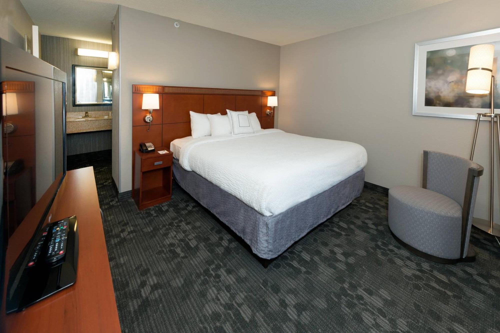 Courtyard By Marriott Panama City Bagian luar foto